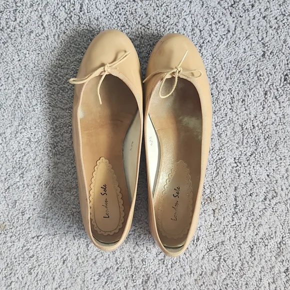London sole flats hot sale